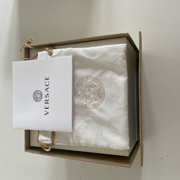 Versace m’en Watch - Picture 1 of 6